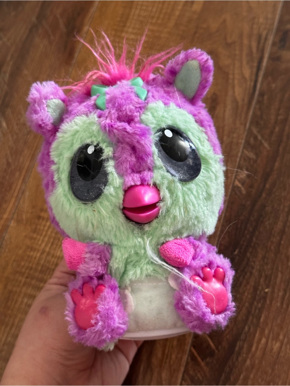 Hatchimals toy